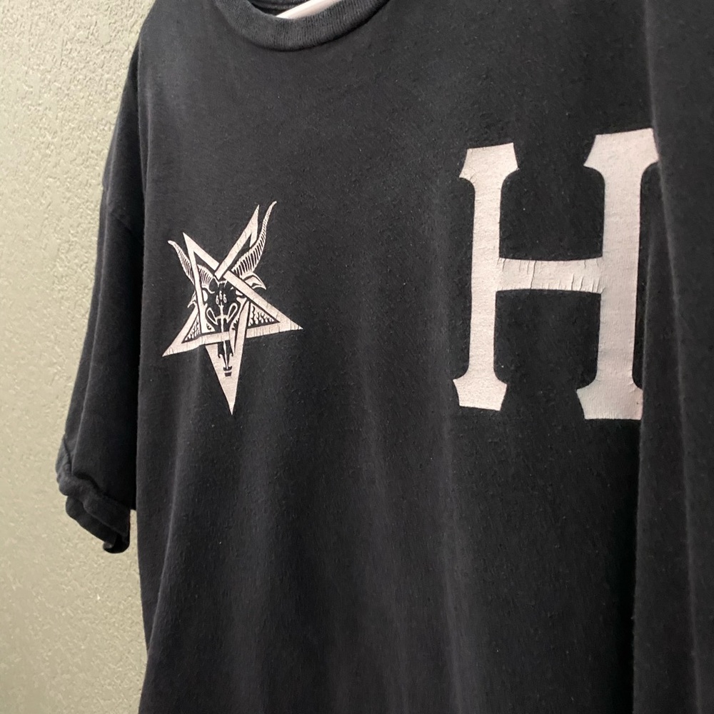 Huf tee - Picture 2 of 3